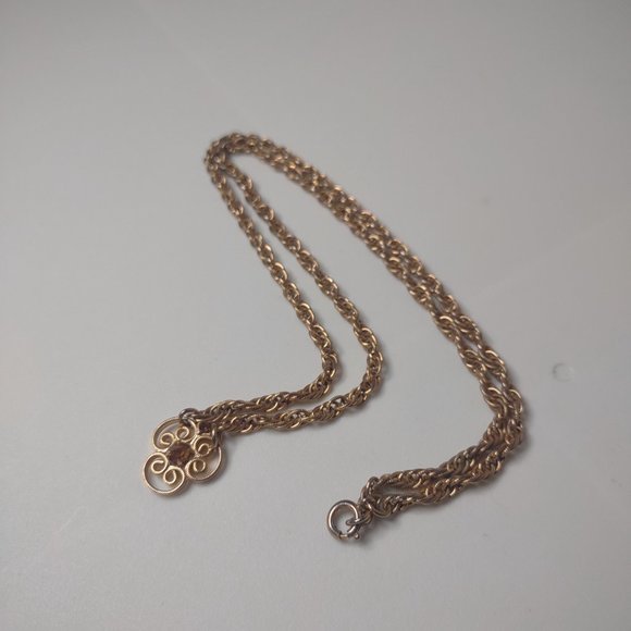 Vintage Metal Necklace With Small Pendant 22 1/2 Inches Long - Picture 5 of 13